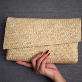 ラタンクラッチバッグ